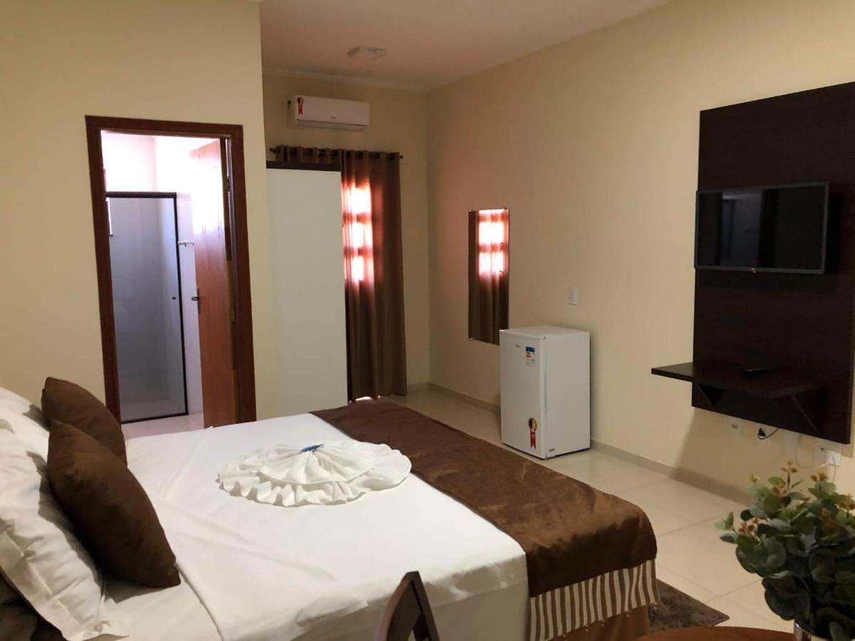 Hotel Martins Pouso Alegre Esterno foto