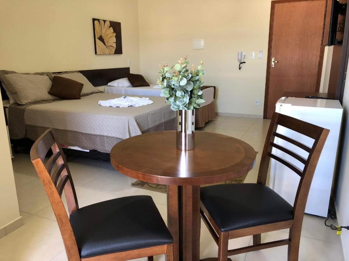 Hotel Martins Pouso Alegre Esterno foto