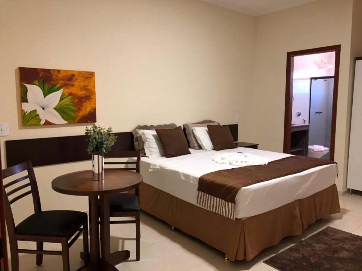 Hotel Martins Pouso Alegre Esterno foto