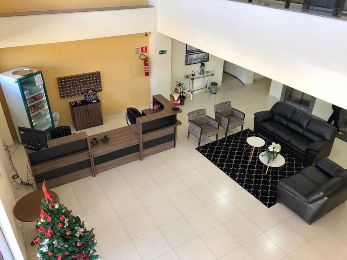 Hotel Martins Pouso Alegre Esterno foto