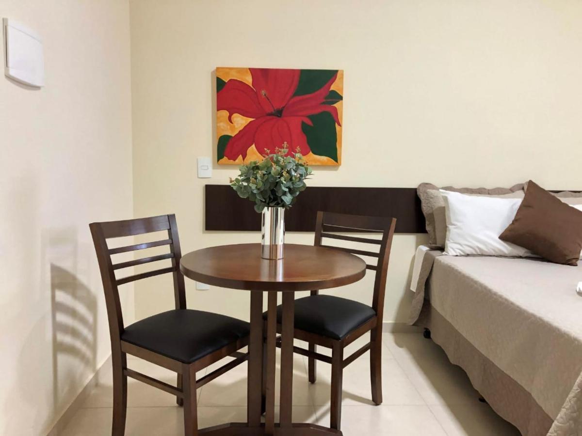 Hotel Martins Pouso Alegre Esterno foto