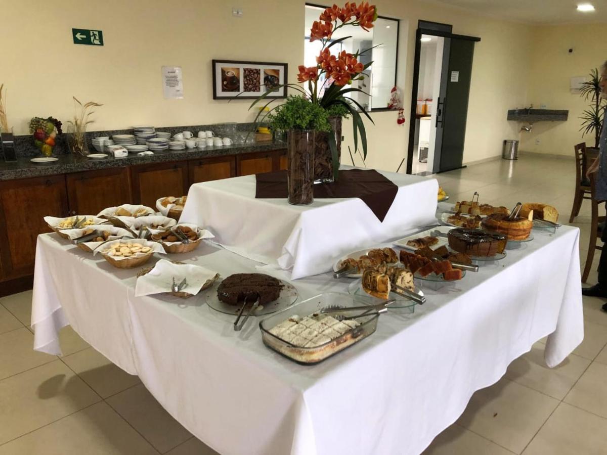 Hotel Martins Pouso Alegre Esterno foto