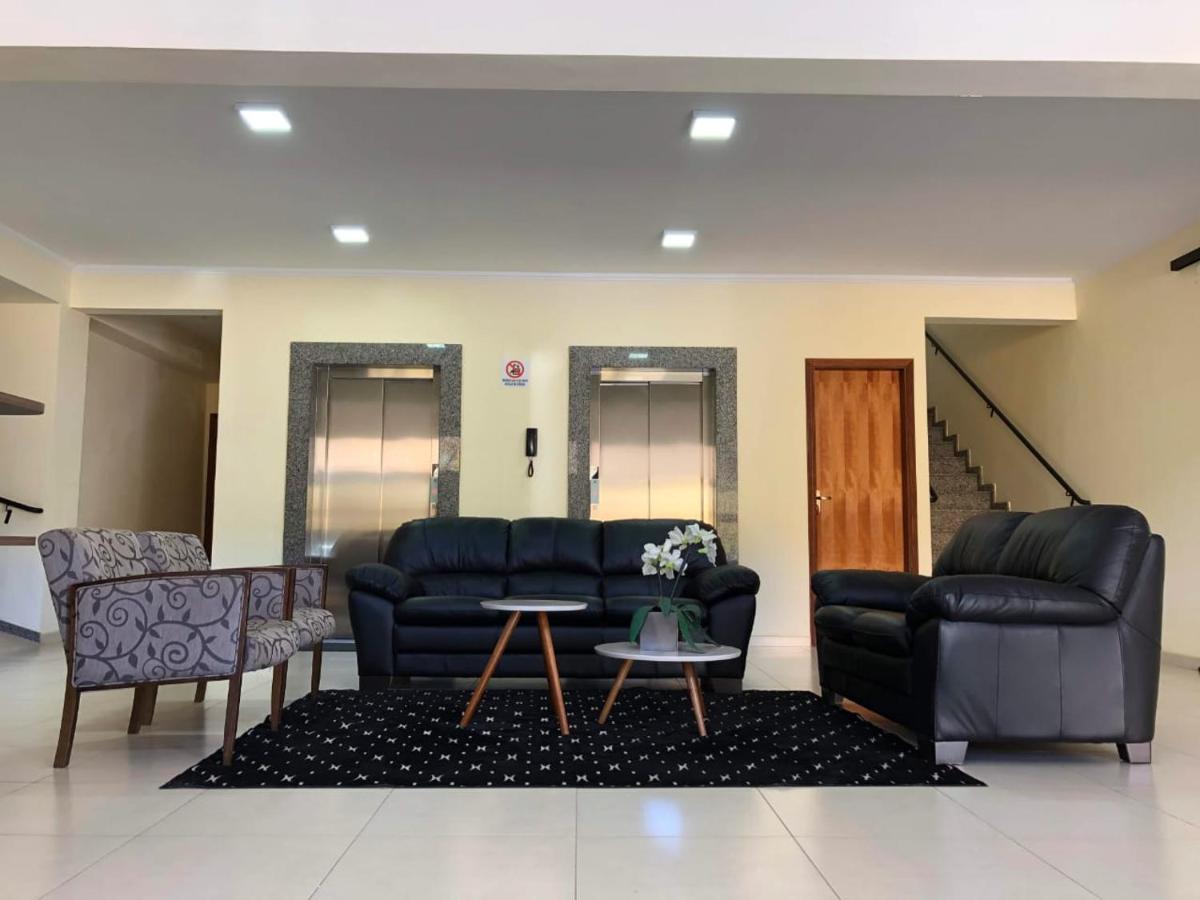 Hotel Martins Pouso Alegre Esterno foto